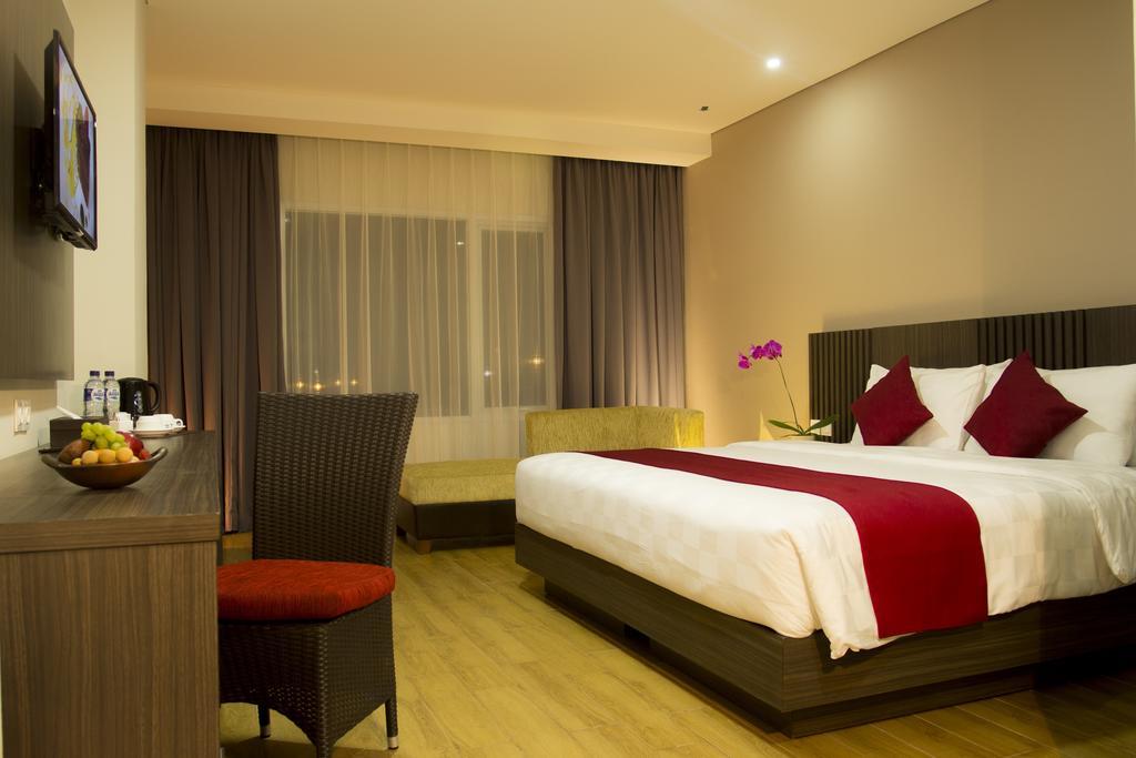Merapi Merbabu Hotels Бекаси Стая снимка