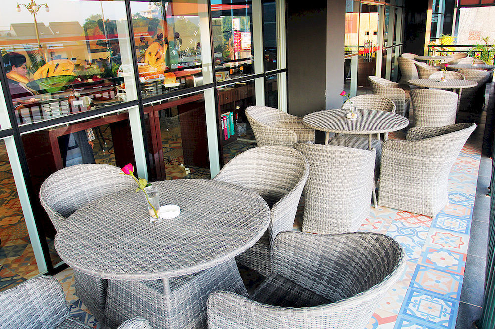 Merapi Merbabu Hotels Бекаси Екстериор снимка